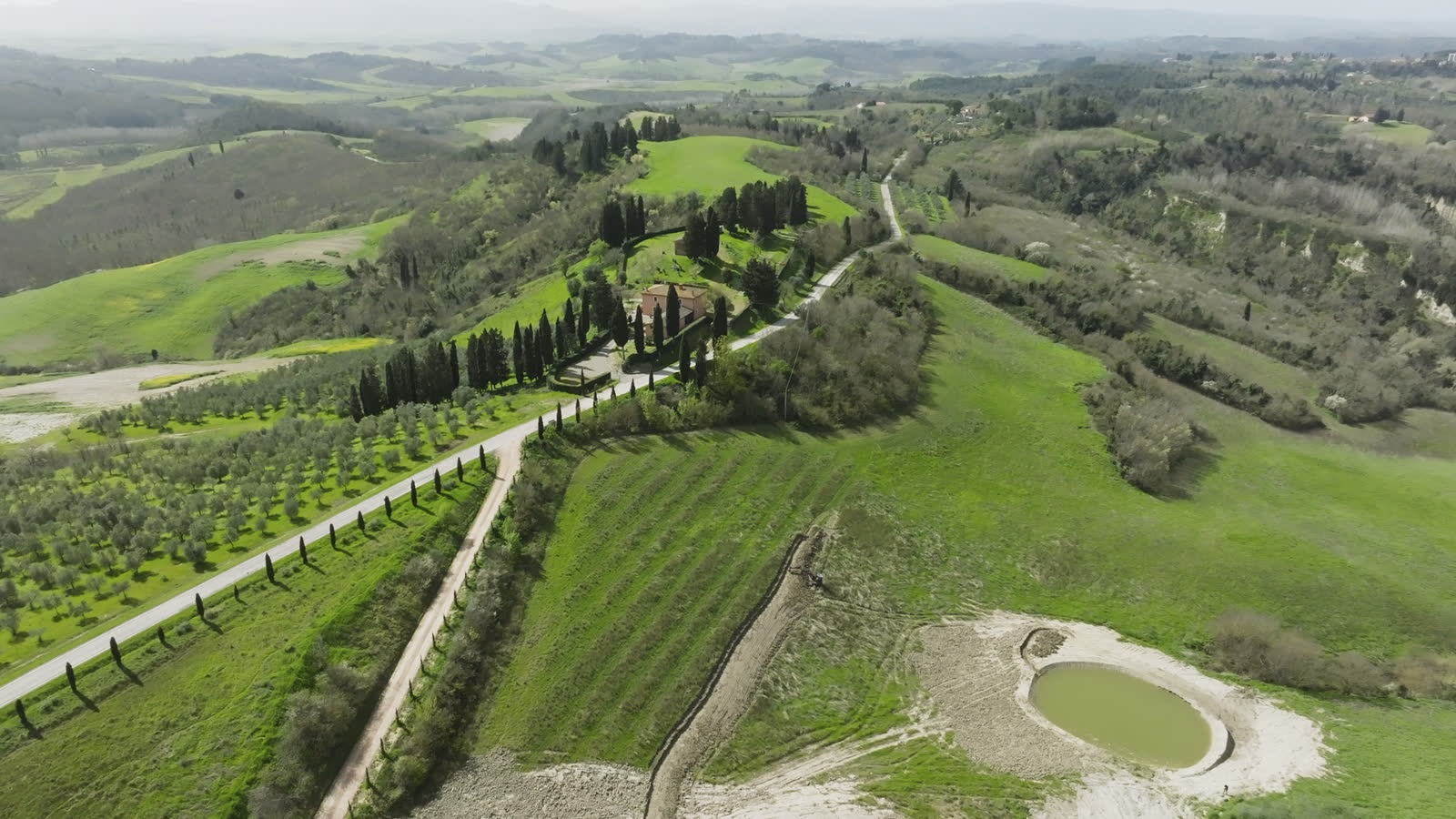 Bacino collinare nel paesaggio di Ghizzano